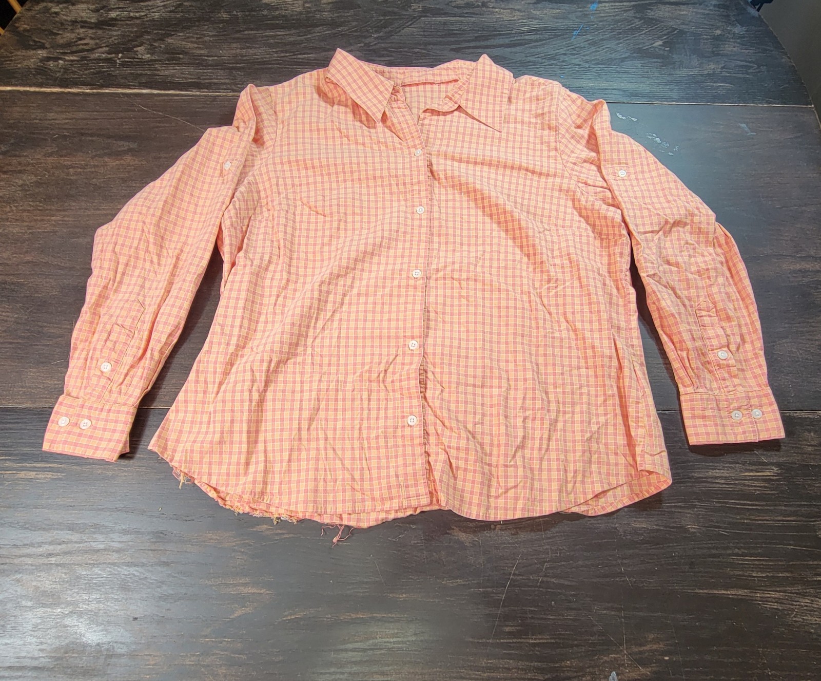 Peach Plaid Women’s Button Up Shirt Size Large *Notes