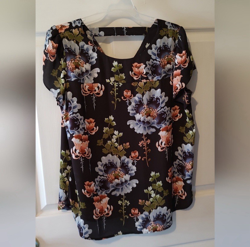 LOFT Floral Chiffon Scoop Neck Keyhole Cap Sleeve Blouse, M, Black/Blue