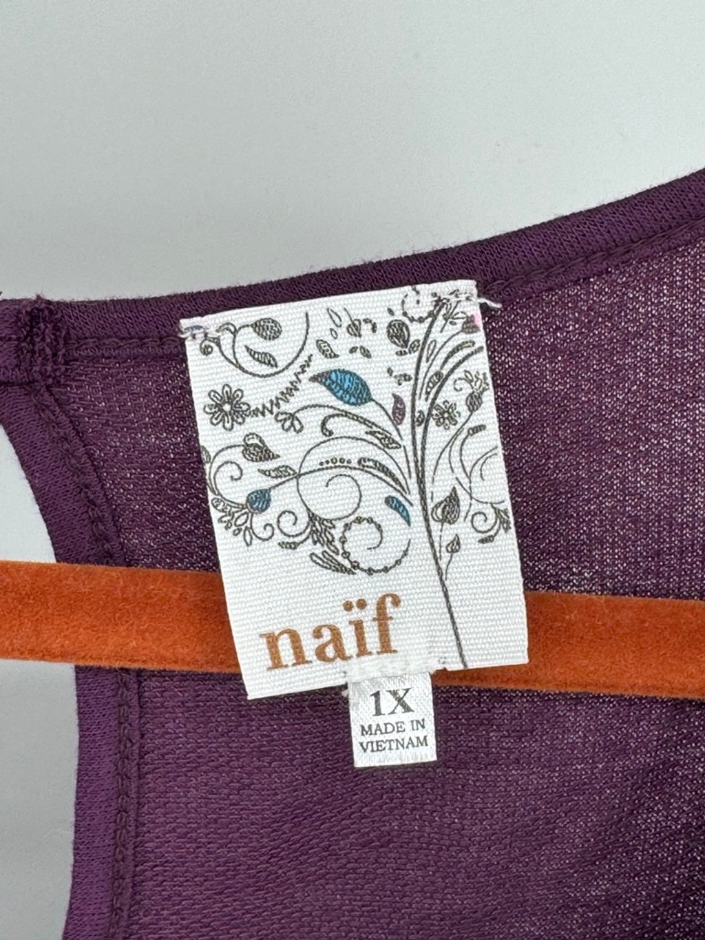 naif Weoman’s Purple Gold Embellished Short Sleeve Tee Plus Size XL