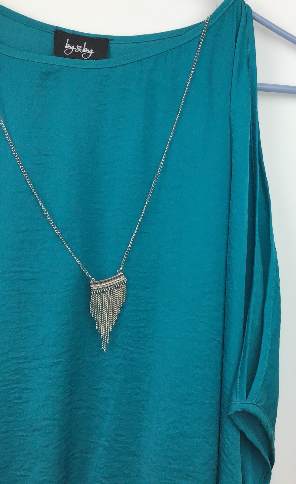 By & By Woman’s Sleeveless Small Turquoise-Teal Blouse