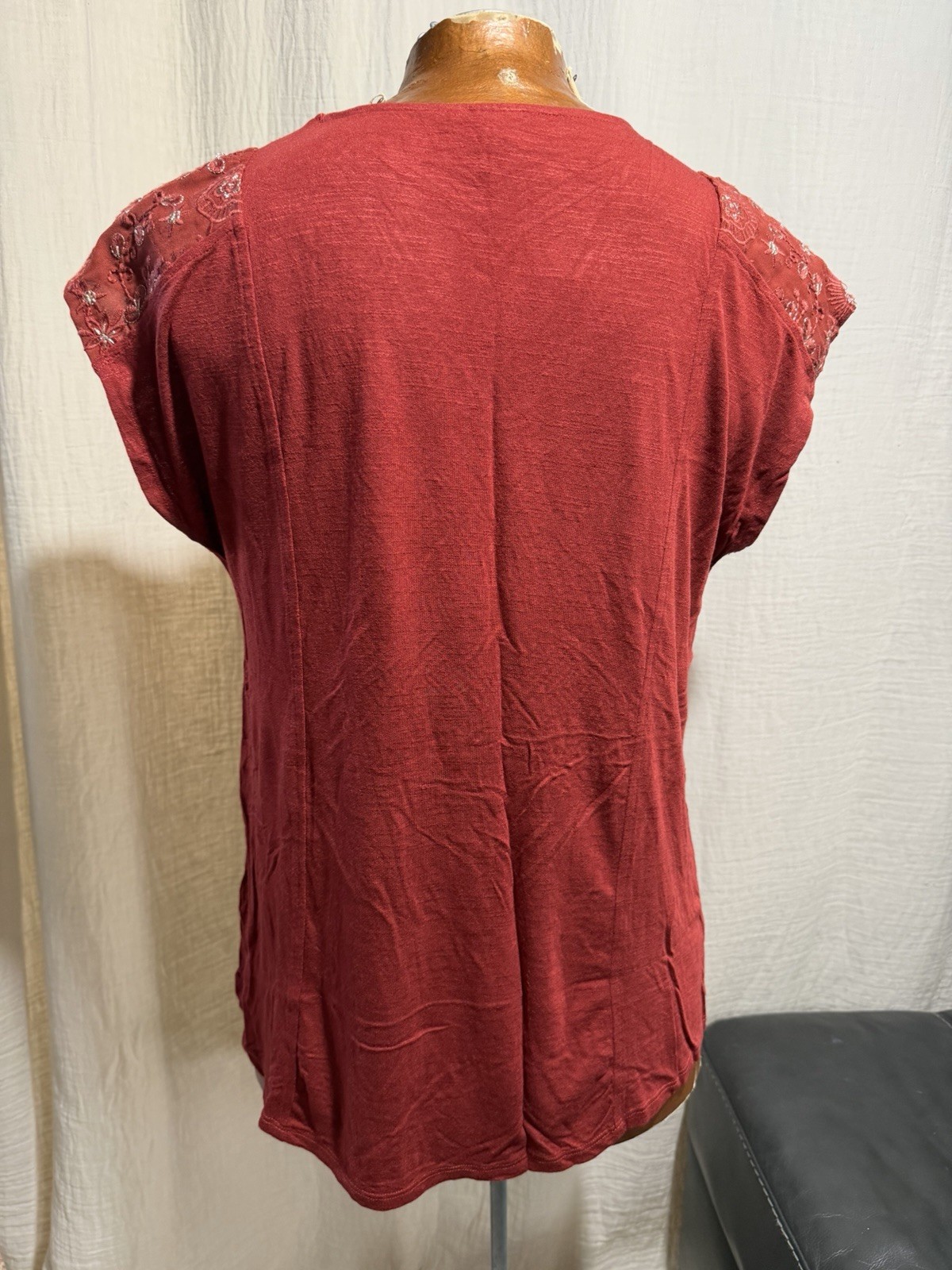 Akemi + Kin Women’s Flowy Top Anthropologie Arcana Orange Metallic Size S