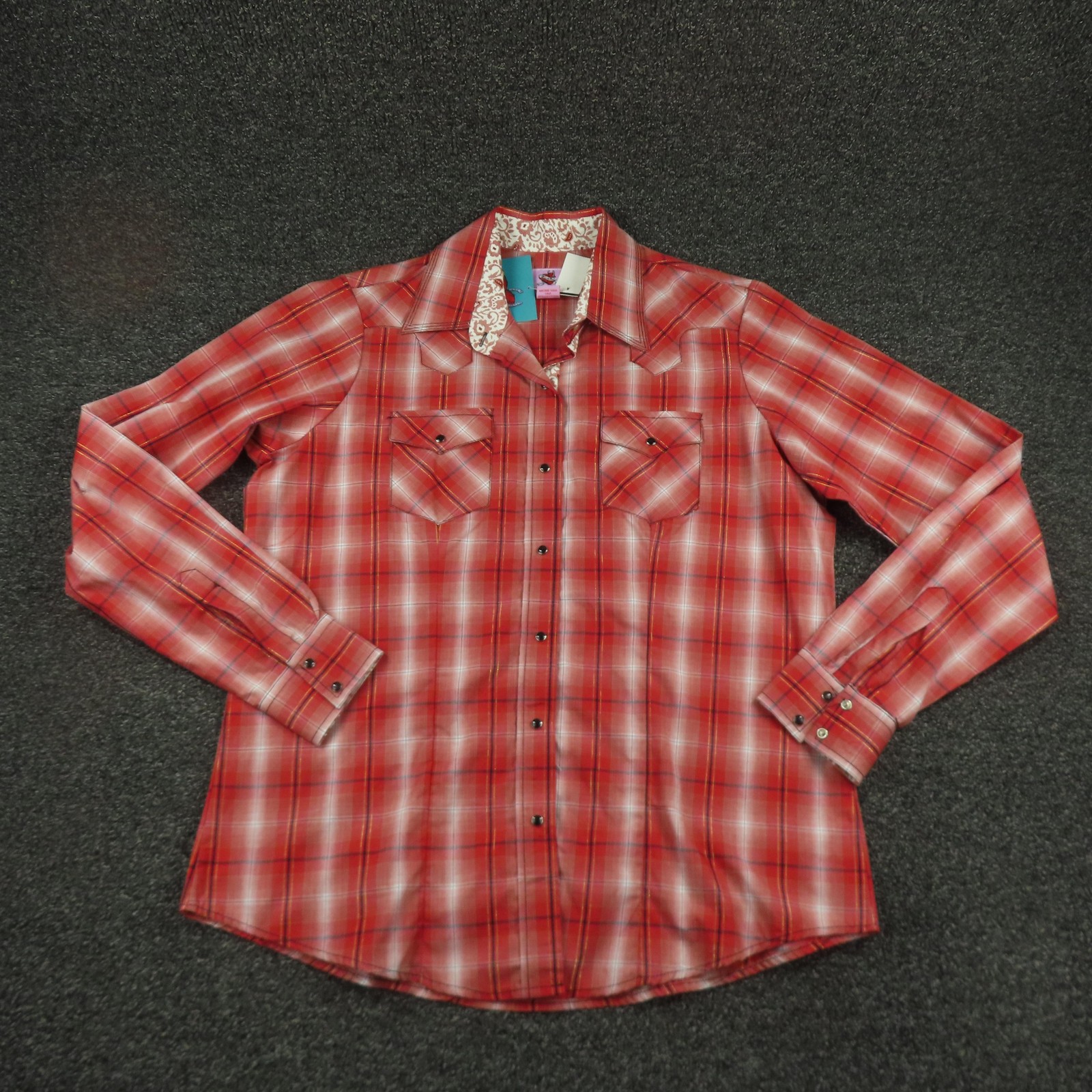 Wired Heart Shirt Womens XL Red Plaid Long Sleeve Button Up Western Top