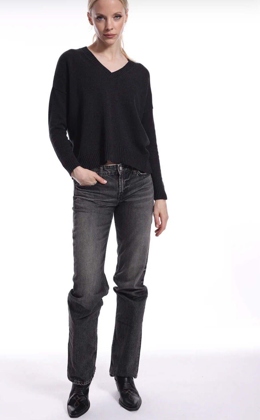 Minnie Rose Cotton Cashmere Boxy V Neck Top Black Size M/L BNWT
