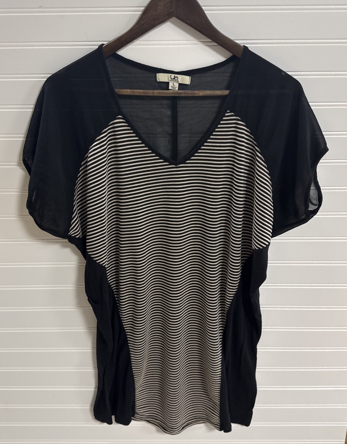 Ya Los Angeles Black and White Sheer Sides Blouse Womens Size L