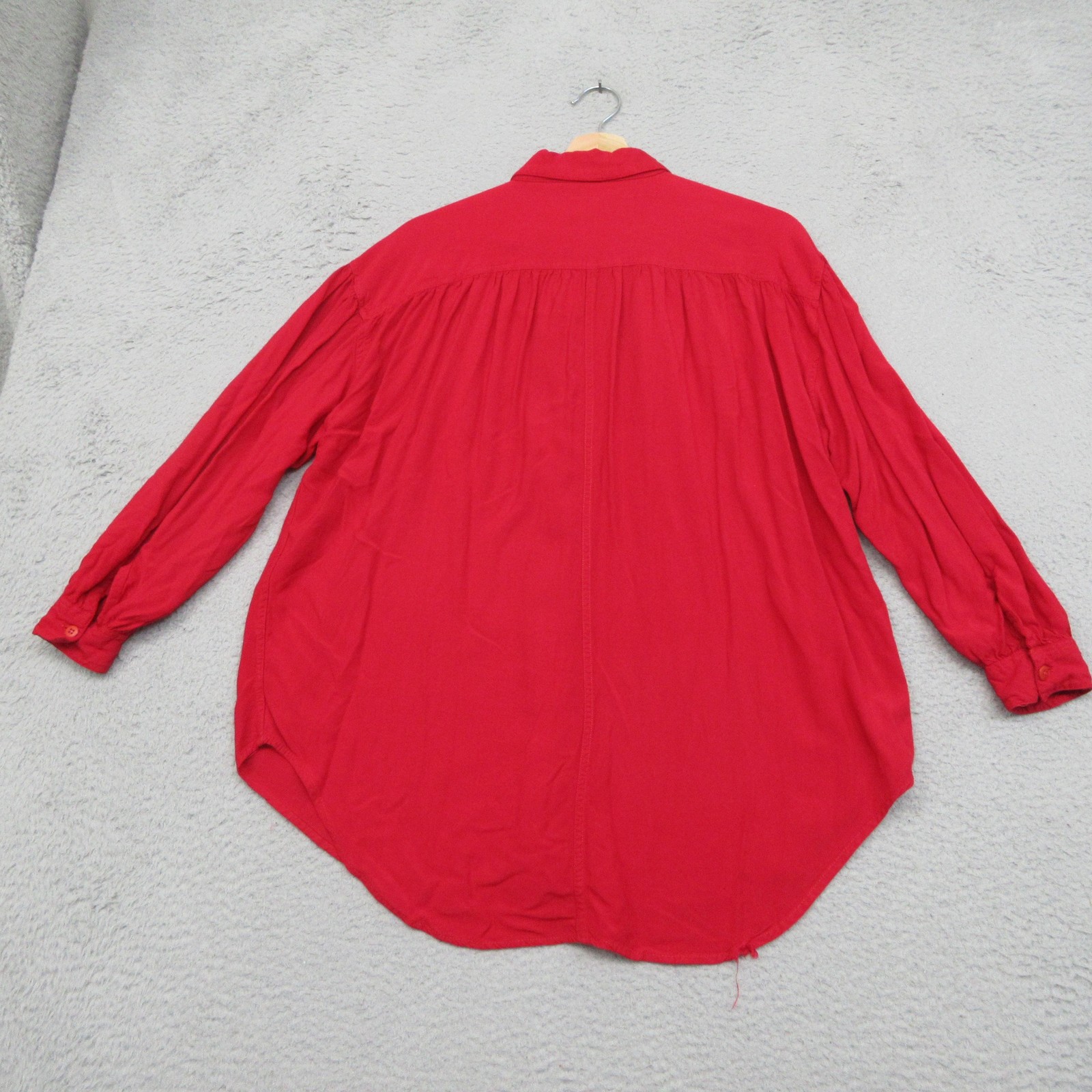Vintage 90s Huntington Ridge 100% Rayon Shirt Women Red Pleated Soft Drape Work