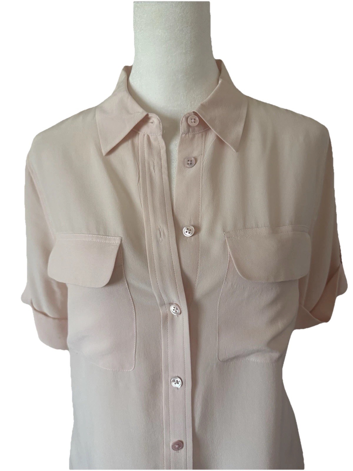 EUC Equipment Short Sleeve Slim Signature Silk Top Light Pink Size Extra Small