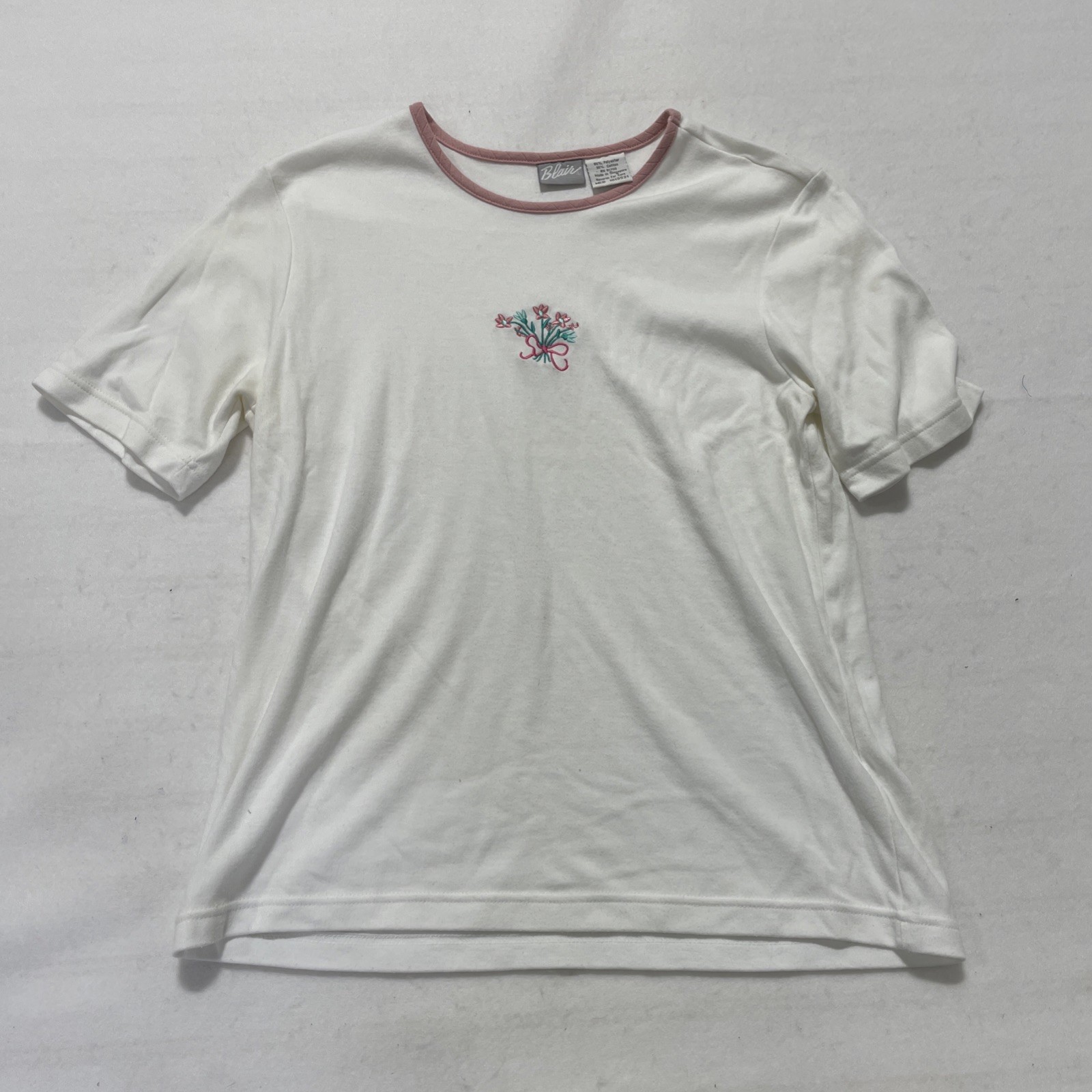 Blair T Shirt Womens Medium M Poly Cotton Embroidered Pink Floral Flower Top