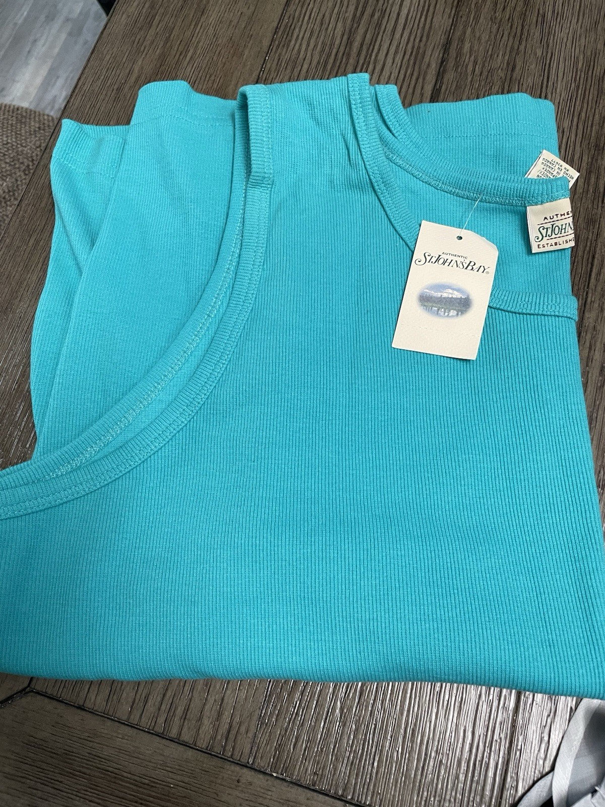 Women’s Tank Tops, Summer Tops, Solid, Patterns, 4 piece Lot, Size 3XL 22/24