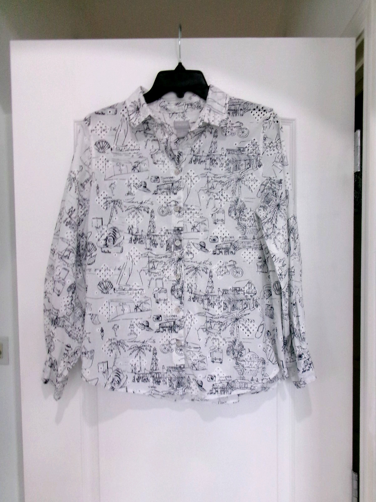 Chico’s Eyelet Black White Cotton Button Down Vacation Print Blouse Top 1 = 8 10