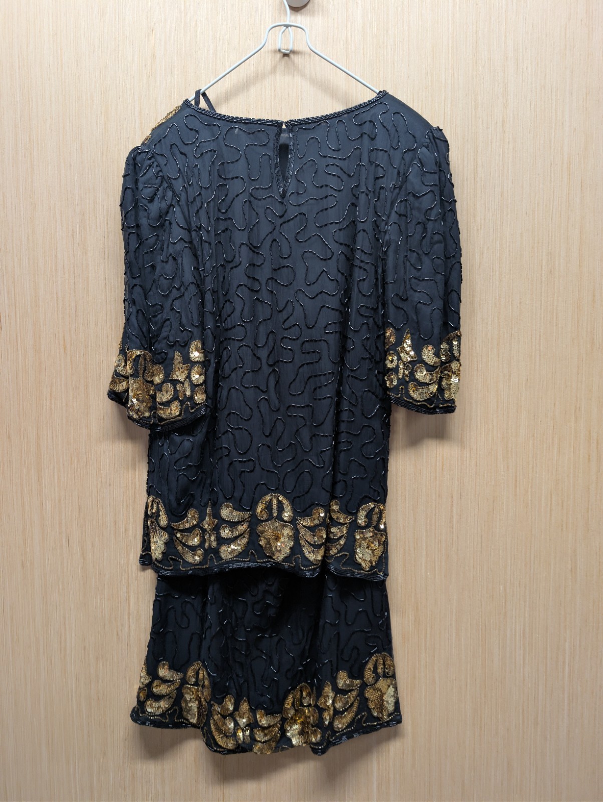 Vtg Silk 2 Piece Set Womens Sz XS Black Beads Gold Sequin Blouse & Skirt Formal