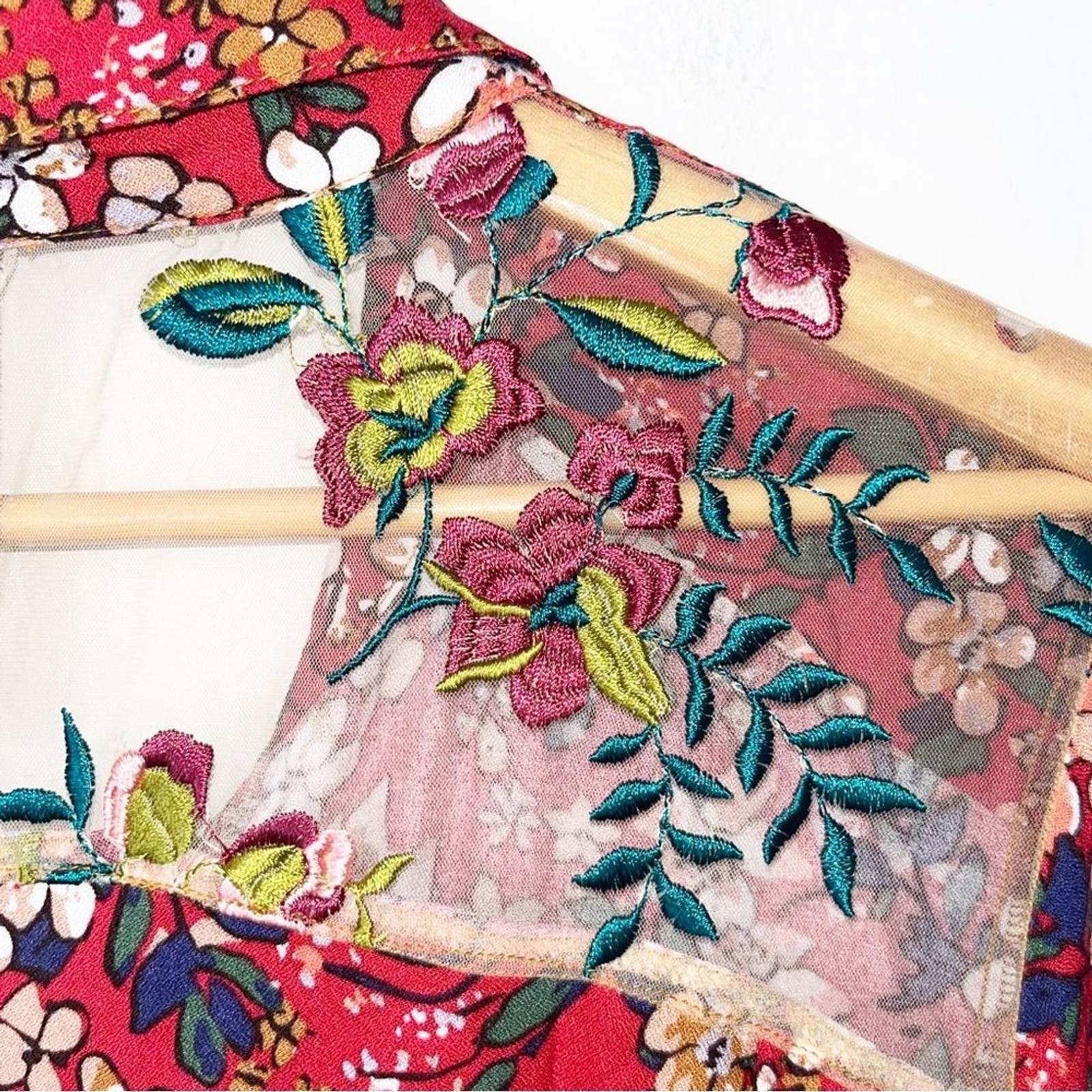 Arrata Silent Journey Button Down Top Sz S Floral Beaded Embroidered Festival