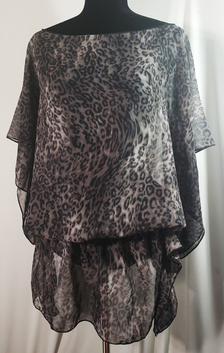 Plus size poncho style top/tunic, quilt print, blue/purple, elastic at hip, L-1X