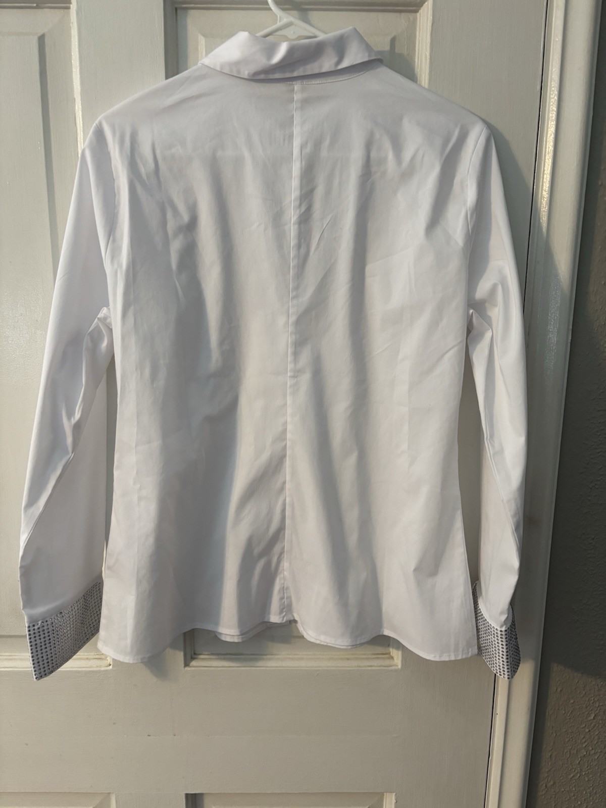 Boston Proper Women’s White Collared Button-Up Long Sleeve Rhinestone Cuffs 12