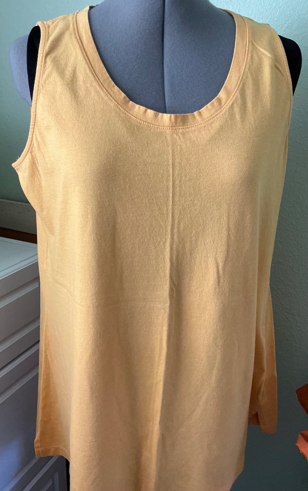 LOGO by Lori Goldstein Yellow/gold Scoop Neck Knit Tank Top Tunic Size Large