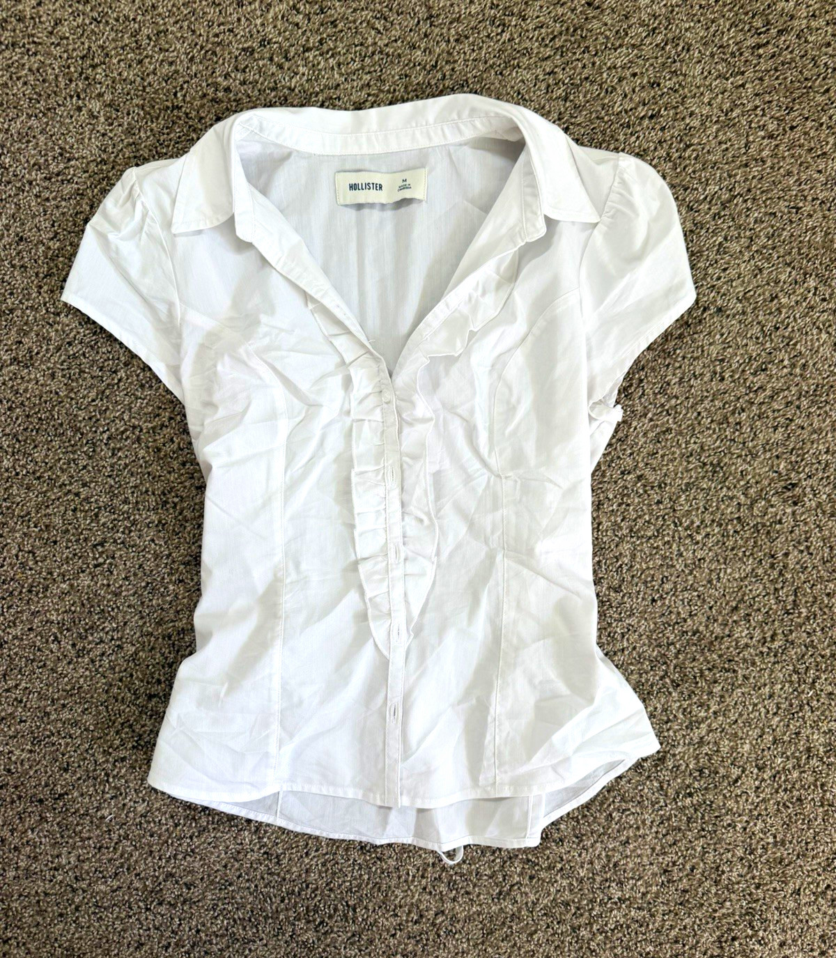 Hollister Women’s M White Solid Collared Button Front Ruffle Short Sleeve Blouse