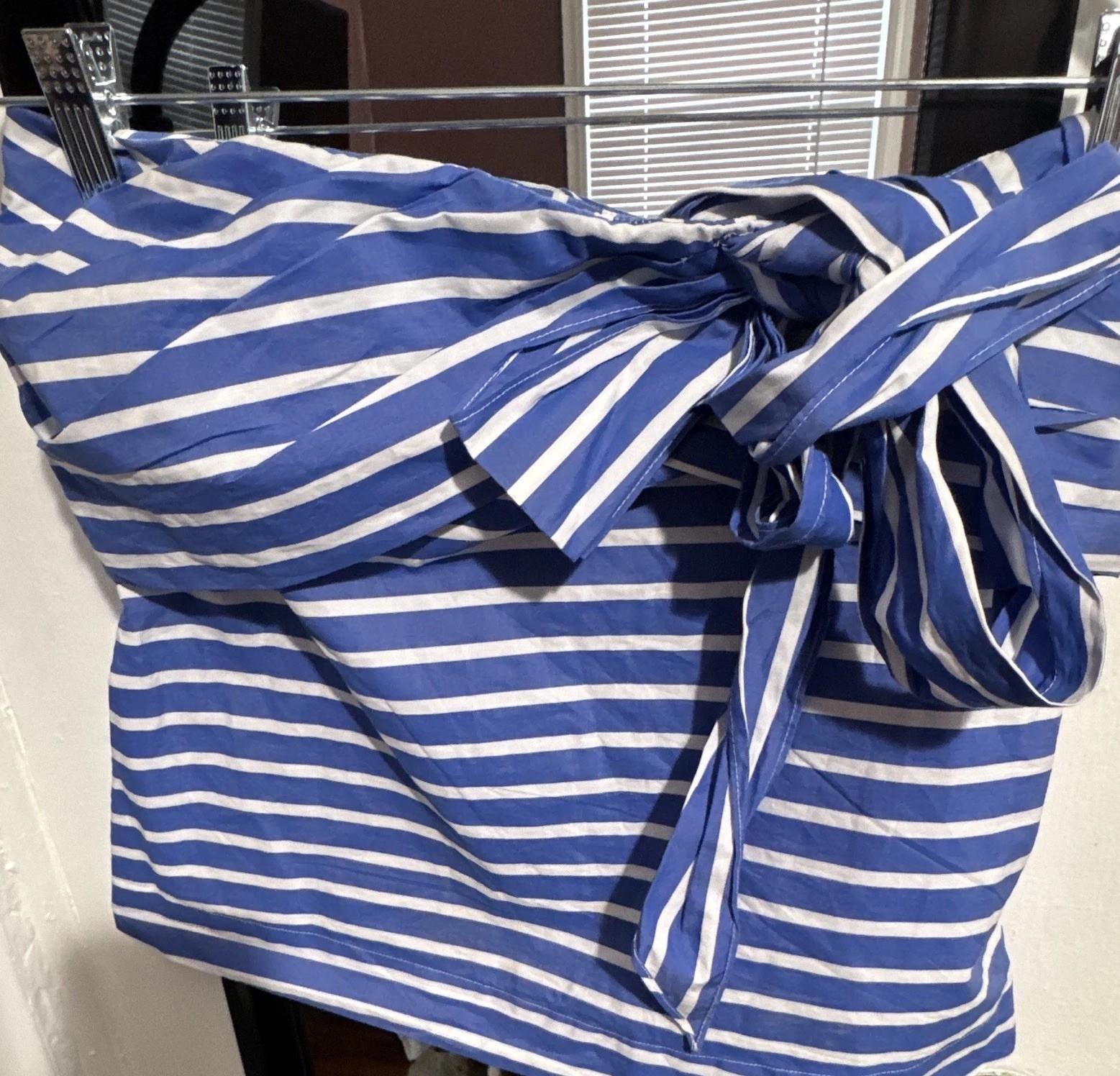 Jcrew Women’s Size 6 Blue & White Striped Woven Strapless Tube Top Bow Tie Front